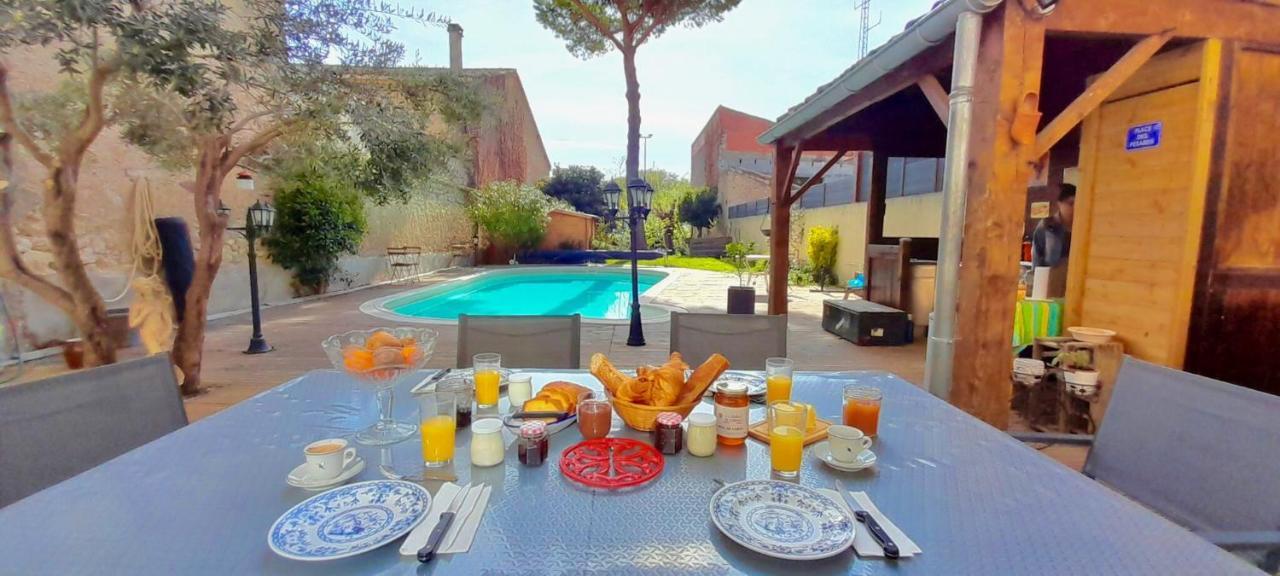 La Pause Sous Le Pin B&B Chambres D'Hotes 卡佩斯唐 外观 照片